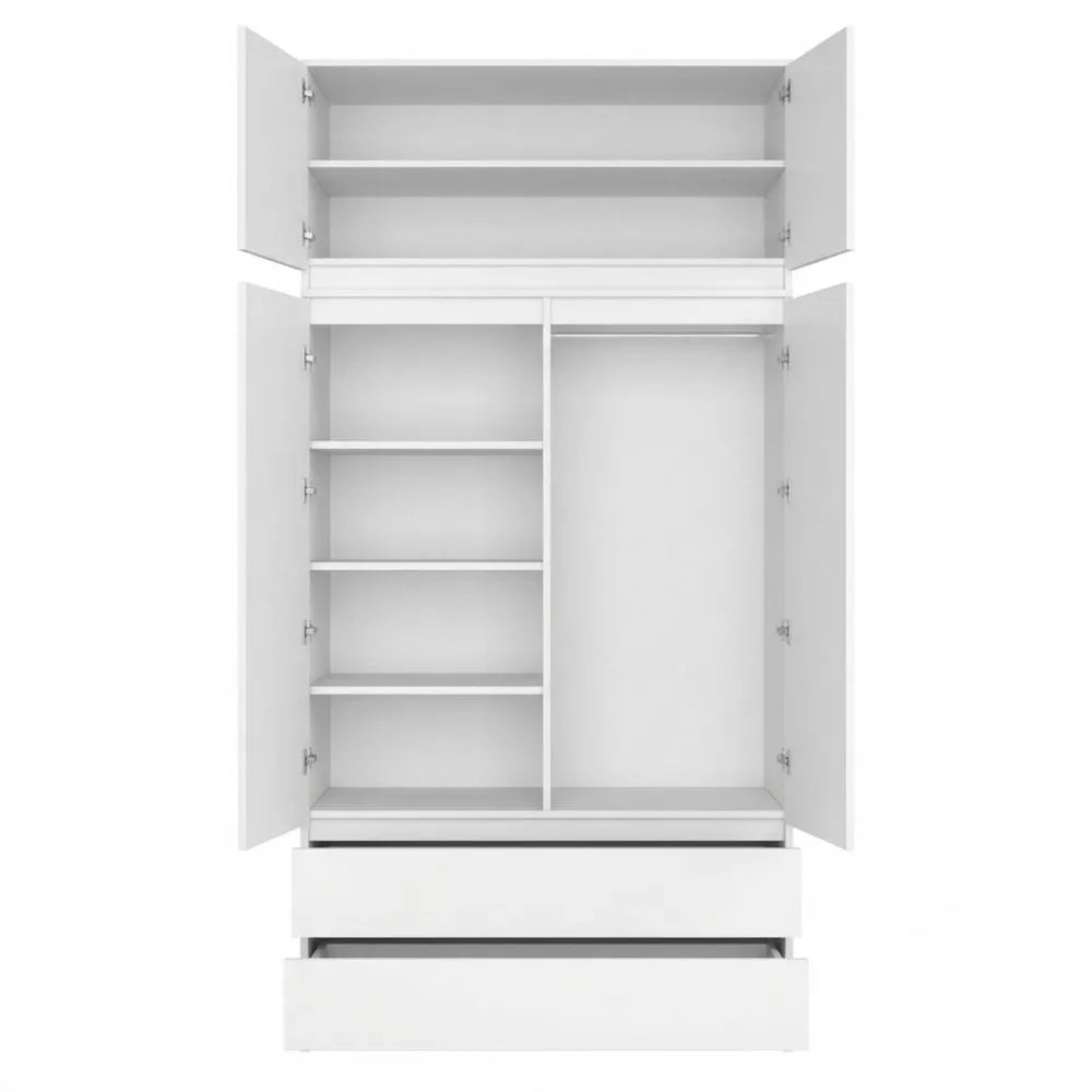 Moderner Schrank mit viel Stauraum für Schlafzimmer